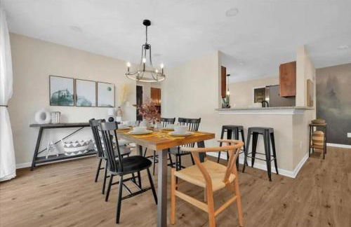 Family Home w FirePit GameRm Patio BbqGrill - Foto 21