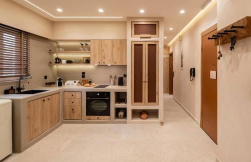 Rustic Boutique Apartment with Live Olive Tree & Private Parking - Photo 5