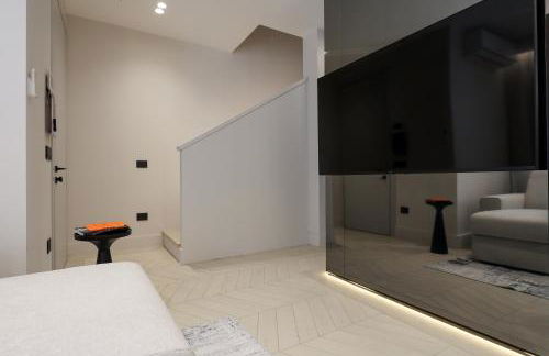 Spacious & Luxurious - Fully Renovated & Equipped 2BR Suite - Historical Centre - Photo 53