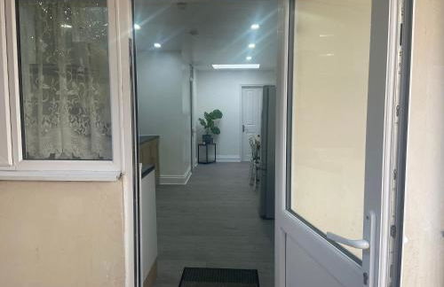 Cosy 2 Room Space Near Station - Foto 9