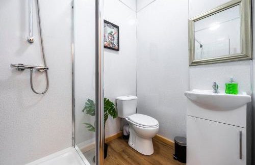 Stylish Central Nottingham Studio Sleeps 2 Ensuite - Foto 8