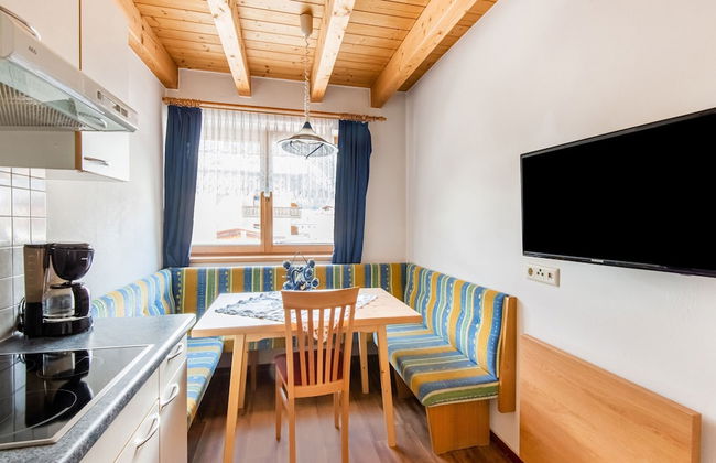 Sunlit Apartment near Ski Area in Längenfeld - Photo 17