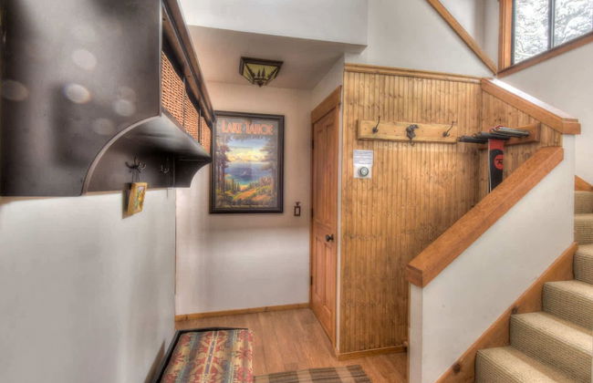 Granlibakken Retreat Near Tahoe Beach! - Photo 29