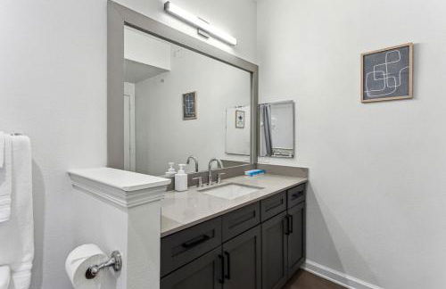 Suite Life in Frisco, Luxury meets Comfort - Foto 26