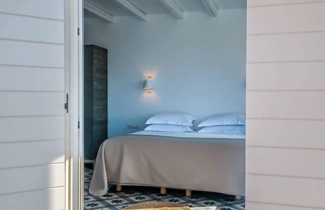 Milia Gi Suites - Photo 11