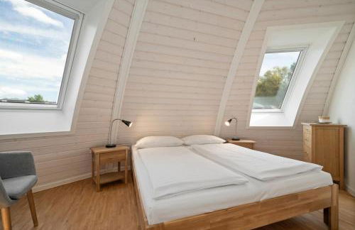 Kugelhaus Phoebe Charmantes Kugelhaus aus Holz am Waldrand des Tollensesees - Foto 22