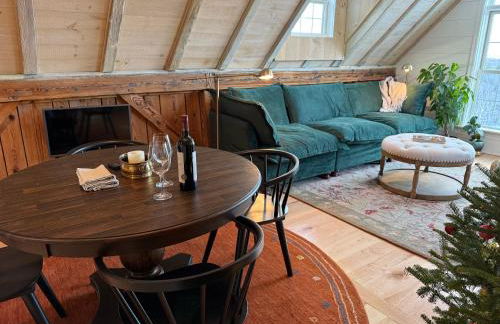 Elegant Private Barn Apartment in E Dover with 50 mile view - Foto 5