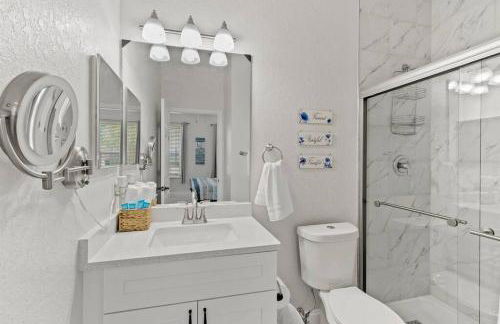 Newly Remodeled 4BD/4BA Townhouse-Regal Palms Resort Near Disney - Foto 12