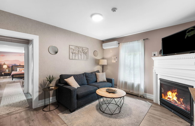 TuckAway Suites at East Branch - Foto 33