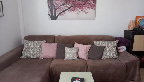 MELROSE PLACE 2 Dormitorios y Piscina en Vecindario - Foto 4