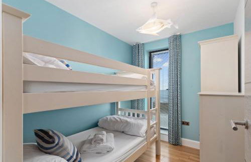 Apartment 8 Waterstone House - Luxury Apartment, Sea Views, Pet Friendly - Photo 36