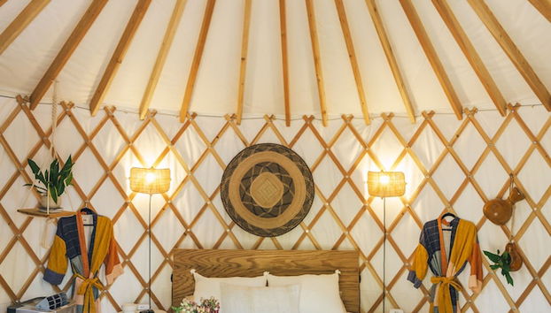 The Macaw Yurt at Camposanto ATX Glamping on Lake Travis - Foto 2, Habitación