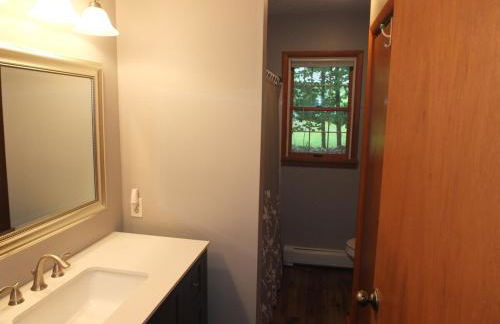 The Maple Cottage - Walk to Beach & Lake Michigan - Foto 37