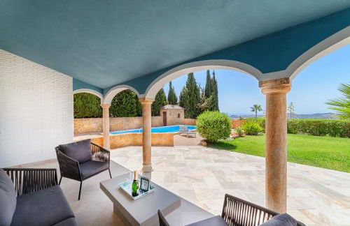 Villa Mimosa sleeps 8 with Heated Pool - Photo 5