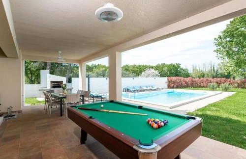 Villa in Istria With Heated Eco Pool - Photo 16