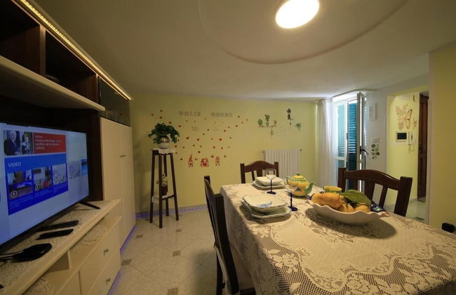 Dolls House Holiday Home - Photo 30