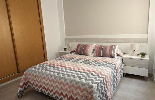 Apartamento Las Palmeras - Con Terraza, barbacoa, aire acondicionado y a 250m de la playa! - Foto 23