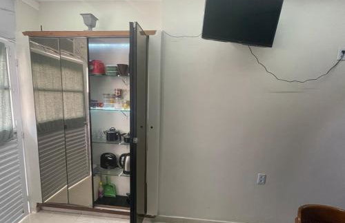 Adorável Tiny house 5, ar, cozinha completa, wifi e tv smart - Foto 22