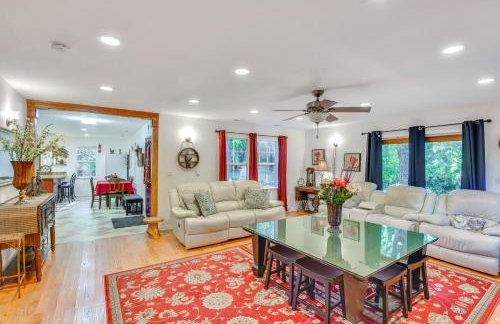 Pet Friendly with Fire Pit Walk to the Beach! - Photo 6