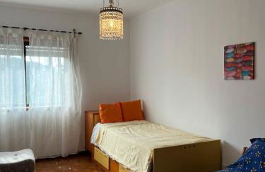 Lovely 2 bedroom apartment 100m from the beach - Foto 14