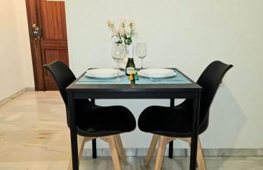 Ideal Holiday Apartment City Center - Photo 13