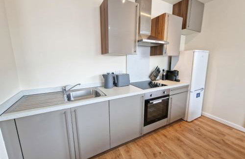 Free Parking City Centre Flat by City SuperHost - Photo 7