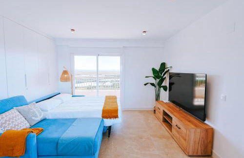 Apartamento prémium con 5 Piscinas Barbacoa Tenis Frontenis - Foto 13