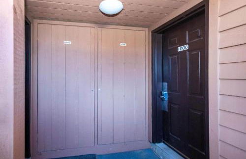 SnowDen - Pool, Gym, Hiking, Fireplace! - Foto 24