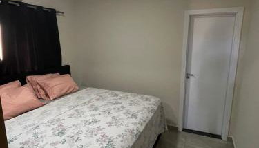 Casa bem localizada! Próximo a BR 277 e Av das Cataratas - Foto 3, wardrobe