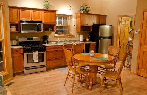 Outstanding Cabin with Hot-tub in Carbondale, Illinois - Foto 3