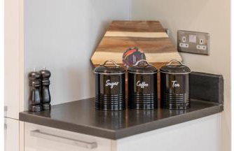 Your London Home: 1BR Flat with Modern Amenities - Foto 26