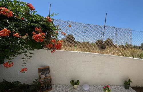 Agathi Beauty Studios - Foto 10