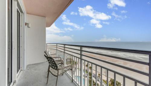 10th Floor Oasis Stunning 2BR with Spacious Private Double Balcony at The Wyndahm Ocean Walk Resort - Foto 5