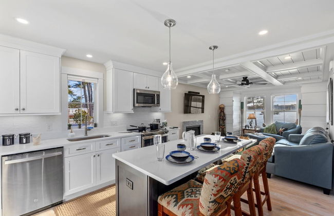 Lady of The Lake - Photo 57