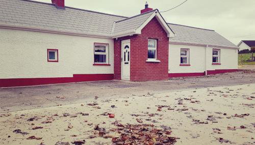 White Mountain Cottage - Photo 3