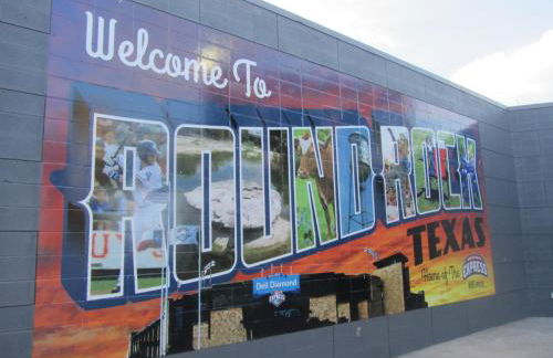 Cowboy Pool - Large Patio - King Bed - Firepit Table - Pet Friendly - Photo 58