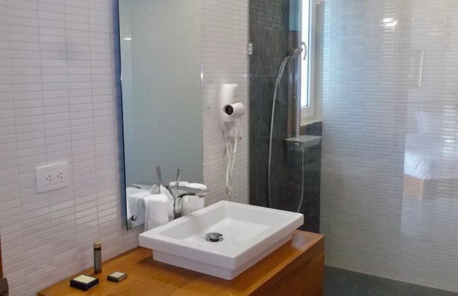 Ultravioleta Boutique Residences - Photo 37