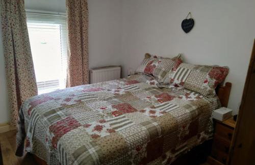 Welsh Miners Cottage Four Bedroom House - Foto 21