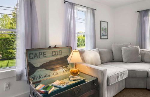 Walk to Water Access to Hiking Trails! - Foto 8