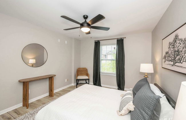 Poolside Paradise Near the Ark - Foto 16