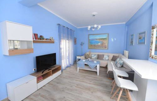 Blue Cozy Home in Kyparissia, Fully Equipped Nest - Photo 4