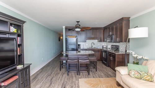 ROYAL GARDEN RESORT 903 condo - Photo 4