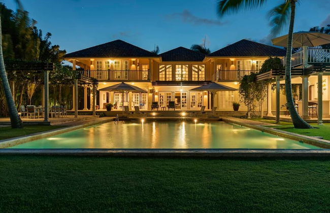 Sophisticated Villas With Private Pools and Staff - Foto 54