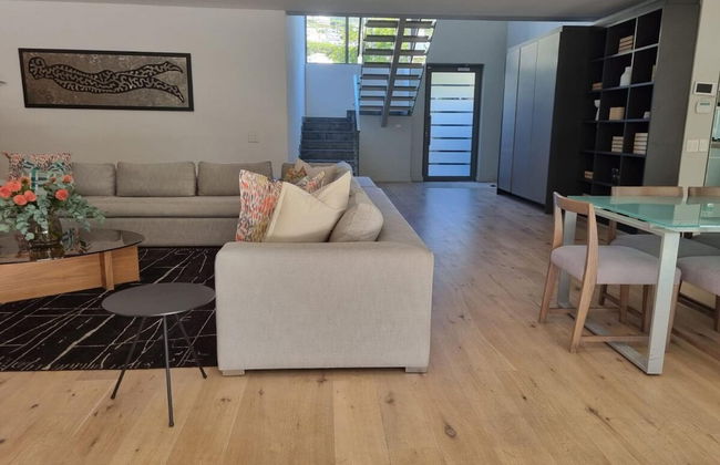 Amara Lincoln - 100m From Camps Bay Beach - Foto 18