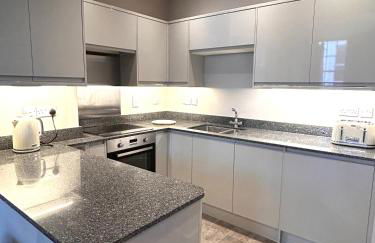 The Linen Loft - 2 Bed Apartment - Central Town Location - Area of Outstanding Natural Beauty - Foto 18