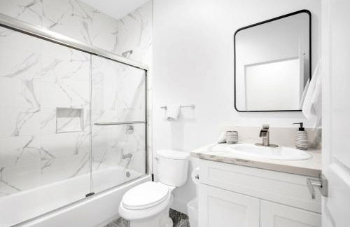 Spectacular Rooftop View House - Foto 31