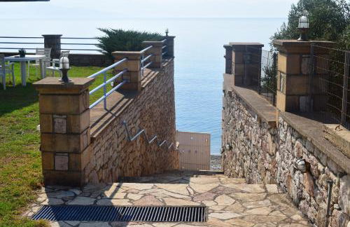 Alexandros Beachfront Apartments near Petalidi with Private Sunbeds & Sea View - Foto 40