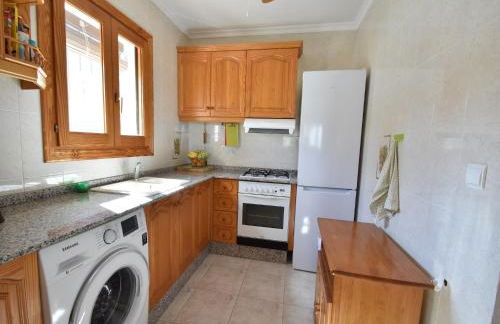 Mediterranean Escape with Garden - Foto 4