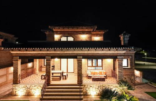 Luxe Experience Toledo * Pool * BBQ * Billar - Foto 17