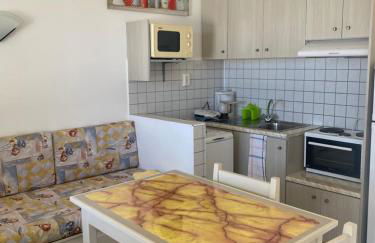 ZERVOS STUDIOS AND APARTMENTS - Foto 41